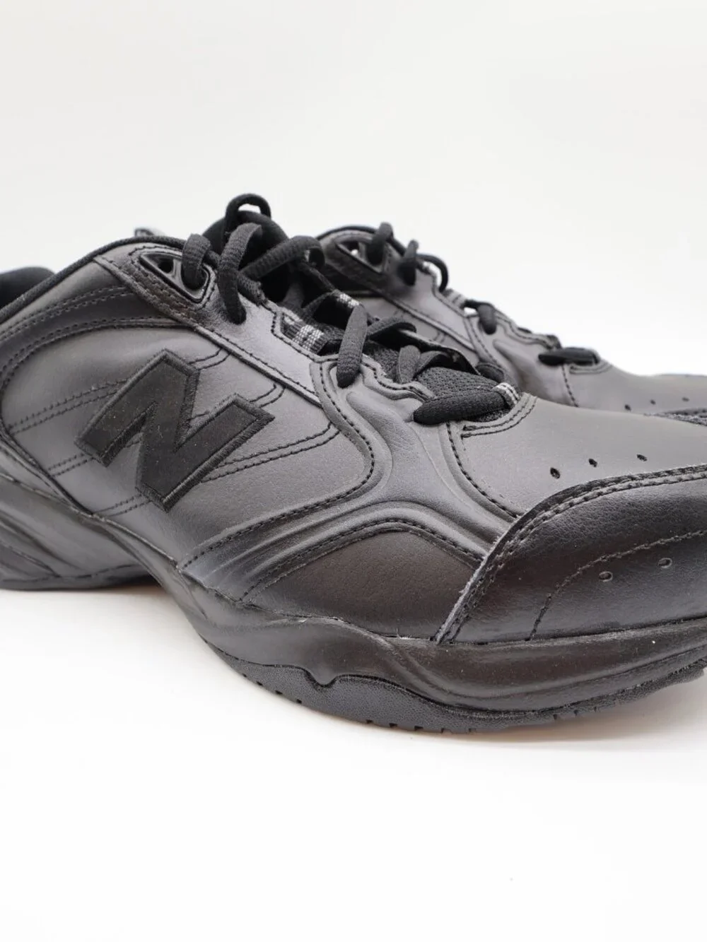 New Balance 624 Men's 10 2E Black Leather Training Shoes MX624AB2